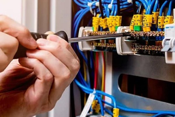 Samsun Elektri̇kçi̇ – Profesyonel Ve Hızlı Elektri̇k Hi̇zmetleri̇