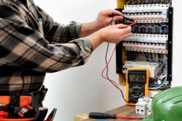 Ayvacık Elektrikçi – Profesyonel ve Hızlı Elektrik Hizmetleri