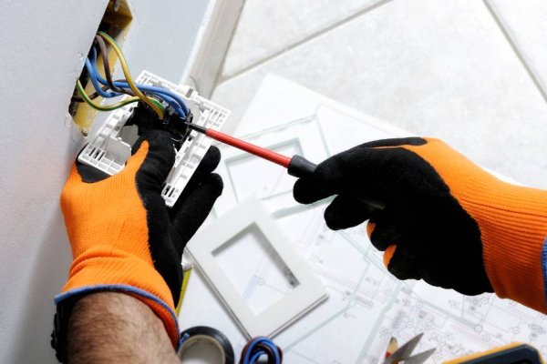 Bafra Elektrik Tesisatı Yenileme – Eski Tesisatlarınız İçin Kalıcı ve Güvenli Çözüm